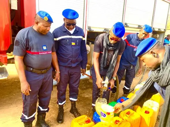 Pénurie d’eau à Bandiagara : Une opération de distribution gratuite d’eau potable lancée