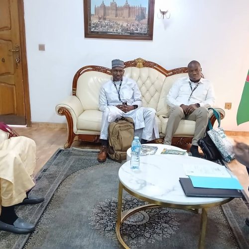 Ambassadeur du Mali à Abuja :  L&rsquo;Ambassadeur reçoit la délégation malienne présente à Abuja pour participer à la Conférence de l&rsquo;Union africaine des Télécommunications