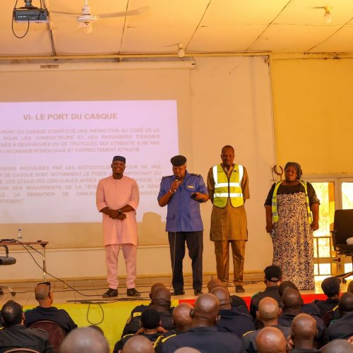 Vulgarisation du Nouveau Code de la Route : 300 sous-officiers de la Police nationale à l’école de l’ANASER