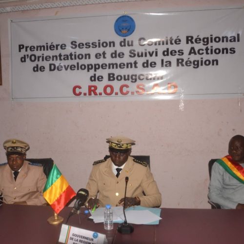 Cadre de concertation régionale pour un développement coordonné : Le Gouverneur Ousmane WELE préside la session inaugurale du CROCSAD à Bougouni