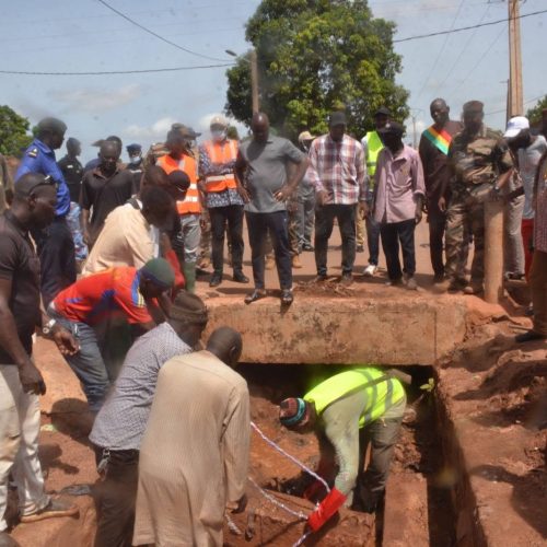 27ème Edition de la Quinzaine de l’environnement à Bougouni : Les Forces vives mobilisées pour une journée citoyenne de salubrité de la ville de Banimonotié