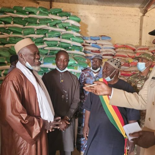 Ramadan à Bandiagara : Le Gouverneur, Colonel-Major Olivier DIASSANA se rassure du niveau d’approvisionnement de sa région en denrées alimentaires