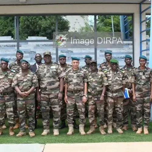 Gendarmerie Nationale : Le CEMGA, Général de Division Élisée Jean DAO s’enquiert de son fonctionnement et de ses dispositions