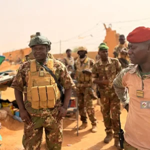 Théâtre-Est de l&rsquo;opération Dougoukoloko à Anéfis : Le Colonel- Major Karim TRAORE salue l’engagement et le professionnalisme des forces engagées