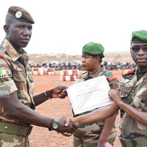 Direction du Matériel, des Hydrocarbures et du Transport des Armées : 693 sous-officiers stagiaires, élèves caporaux et spécialistes des CAT1, CAT2 prêts à servir la nation