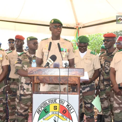 20ème promotion de l’École des sous-officiers (ESO) de Banankoro : 548 nouveaux sous-officiers formés prêtent serment devant le Ministre, le Général de Division Oumar DIARRA