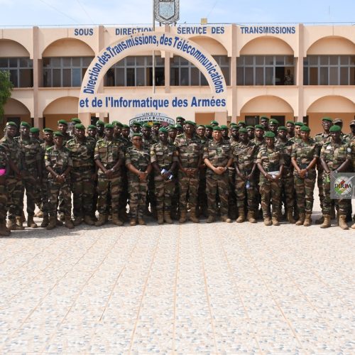 Cycle de réadaptation de la 5ème promotion de l’École Militaire Interarmes : 44 officiers stagiaires en immersion stratégique à la DIRPA, à la Garde Nationale et à la DTTIA