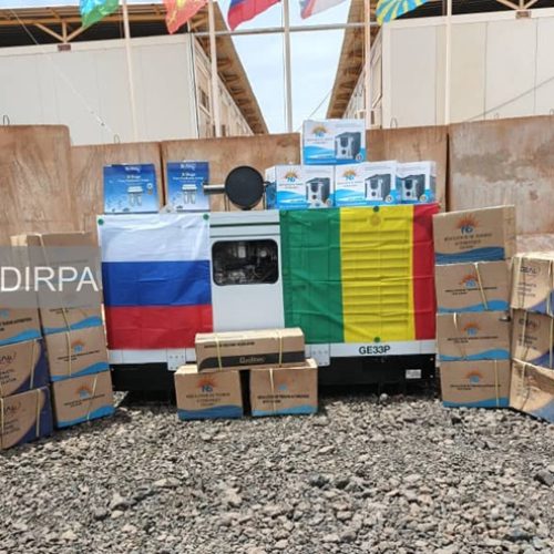 Région militaire N°1 : La Fédération de Russie renforce les capacités énergétiques des FAMa par un don d’équipements électriques