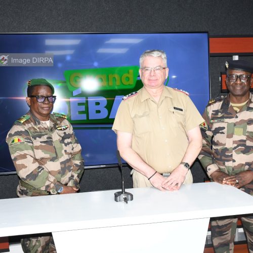 Coopération militaire Mali – Allemagne : L’attaché de Défense Allemand visite la Direction de l’Information et des Relations Publiques des Armées