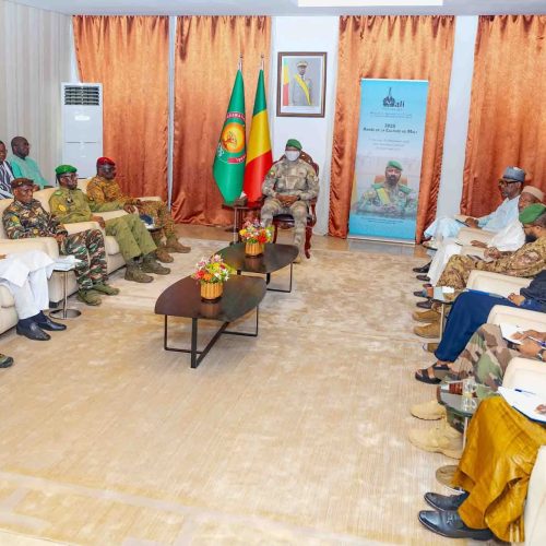 Présentation de condoléances au peuple malien : Une délégation de la Confédération des États du Sahel (AES) reçue par le Président de la Transition suite au décès du Général d’Armée Sadio CAMARA 