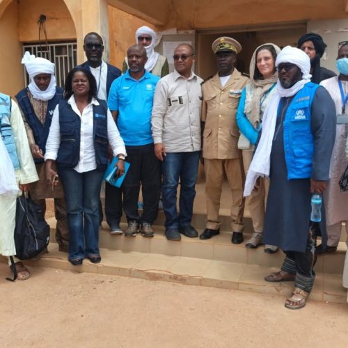 Soutien Humanitaire à Ménaka : L’Etat et ses partenaires apportent un appui aux déplacés