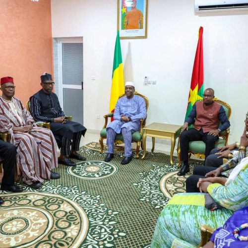 Accueil du Premier ministre à Bobo-Dioulasso