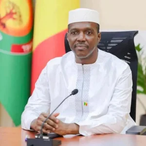 Coopération Mali – Algérie : Le Premier ministre, le Général de Division Abdoulaye MAIGA attendu ce lundi à Alger pour une visite de travail