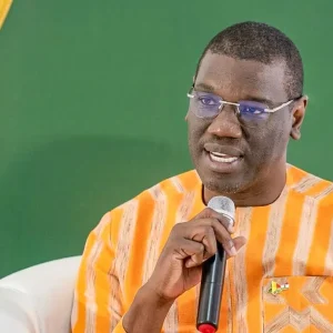 Semaine de l’Énergie, des Mines et des Hydrocarbures de l’Alliance des États du Sahel à Ouagadougou : Le Ministre Tiémoko TRAORE  intervient sur les enjeux de la Transition énergétique
