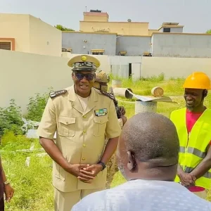 Région de Kayes : Le Gouverneur, Moussa SOUMARÉ visite les chantiers de l’ANICT régionale et des logements sociaux