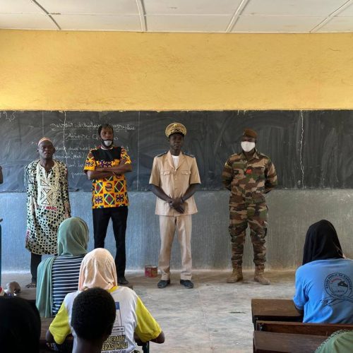 Espace Scolaire à Kangaba : Visite inopinée du Préfet à l&rsquo;école de Salamalé