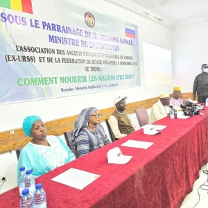 Développement du secteur agricole : Le Ministre Ibrahima SAMAKE et les anciens étudiants stagiaires de Voronej et de la Russie échangent sur les défis du secteur agricole malien