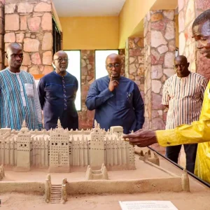 Visite du Ministre Rwandais des Affaires Etrangères au Mali : Olivier J. P. NDUHUNGIREHE à la découverte du Musée National du Mali et du Mémorial Modibo Keita