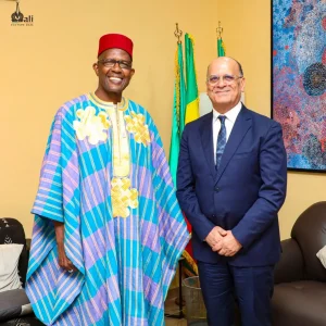 Promotion de la Culture Afro-Arabe : Le Ministre Mamou DAFFE à l’écoute du Directeur Général de L’Institut Culturel Afro-Arabe