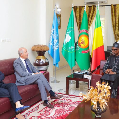 Coopération Internationale : Le ministre Abdoulaye DIOP échange avec les envoyés spéciaux du Portugal