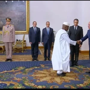 Coopération Diplomatique Mali – Egypte : L’Ambassadeur SEM. Samba Alhamdou BABY a présenté sa lettre de créance au Président SEM. Abdel Fatah Al Sissi