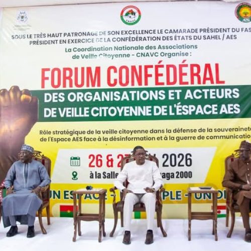 An II de la Confédération de l’Alliance des Etats du SAHEL à Ouagadougou : Les ministres réunis en panel de haut niveau sur « Veille Citoyenne, Rempart de la Souveraineté de l&rsquo;AES »