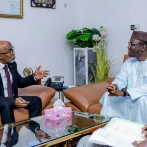 Coopération Mali-Soudan : Des échanges diplomatiques entre le Ministre Issa Ousmane COULIBALY et l’Ambassadeur du Soudan au Mali