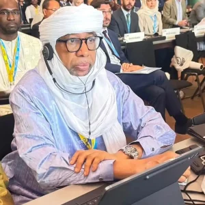 Sommet mondial sur la société de l’information à Genève : Des échanges fructueux entre le ministre Alhamdou AG ILIYENE et le Vice-Secrétaire général de l’UIT