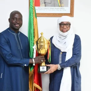 Coupe du Numérique : La Sotelma, équipe championne félicitée, par le Ministre Alhamdou AG ILIYENE