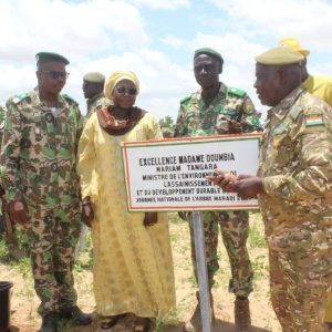 3ème Edition de la Journée Nationale de l&rsquo;arbre du Niger : La Ministre DOUMBIA Mariam TANGARA présente à Maradi (Niger) 