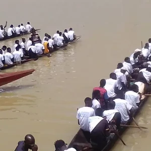 Commémoration de la 34ème Journée Mondiale de l’Eau : Course de pirogues remportée par le 4ème arrondissement du District de Bamako
