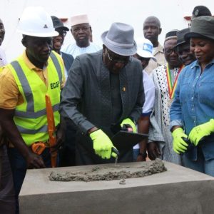 Bientôt un lycée public à Moribabougou : Le Ministre Amadou SY SAVANE pose la première pierre de l’infrastructure