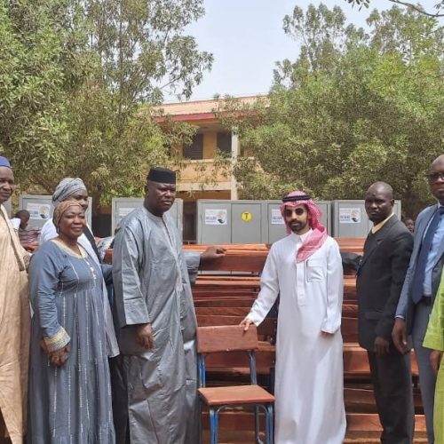 Coopération Mali-Arabie Saoudite : Des équipements scolaires offerts à l’école de Niamakoro pour renforcer la qualité de l’enseignement
