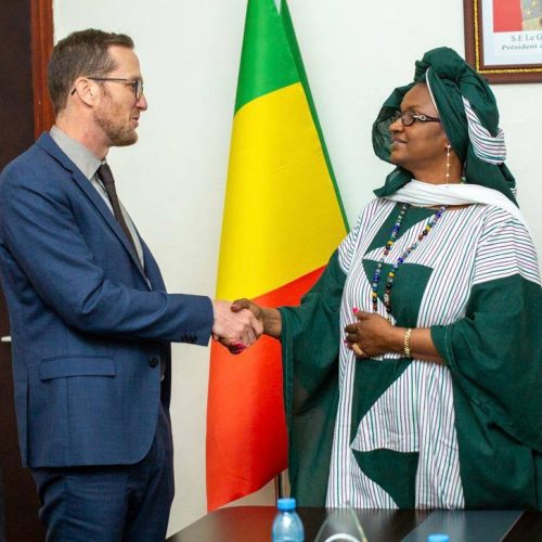 Partenariat Mali–Suisse pour l’emploi des jeunes : La ministre Oumou Sall Seck échange avec le Chef du Bureau de Coopération Suisse