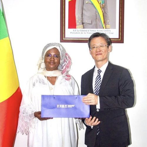Coopération : Des échanges fructueux entre la ministre Oumou SALL SECK et l’Ambassadeur de la Chine au Mali