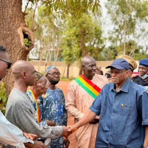 Chantier de la cimenterie ATLAS : Le Ministre Moussa Alassane DIALLO apprécie les travaux de cet investissement structurant