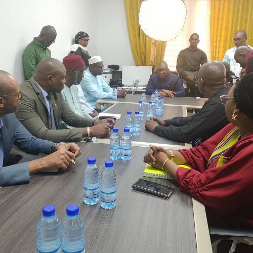 Secrétariat Permanent du Contenu Local : Le ministre Amadou KEITA au contact du personnel de la structure