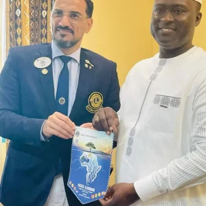 Action Humanitaire et Engagement Citoyen : Le Ministre FOMBA accorde une audience au Gouverneur du Lions Clubs International