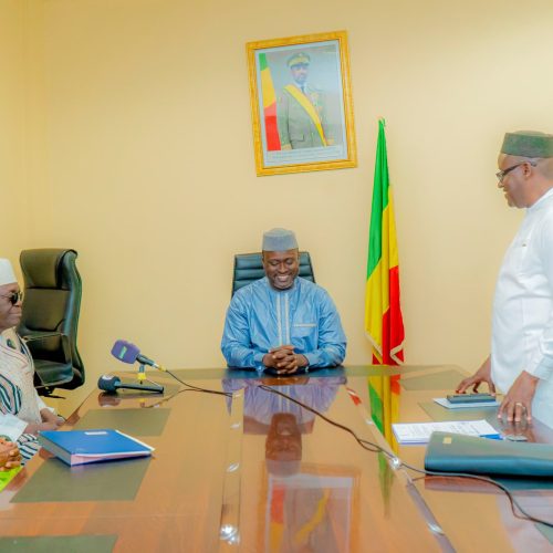 Promotion culturelle : Une attestation de reconnaissance au Ministre Fomba de la part du KULUBALI TON