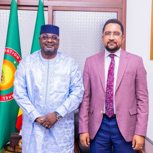 Forum panafricain des Médias : Le Ministre Mossa Ag ATTAHER reçoit la Commission d’organisation du Forum