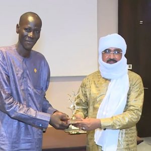 Visite du Ministre, Mossa AG ATTAHER à Niamey : Des échanges fructueux avec la communauté malienne établie au Niger