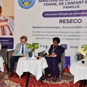 Promotion et autonomisation des femmes et des filles : LA MINISTRE DIARRA DJÉNÉBA SANOGO LANCE LE PROJET RESECO