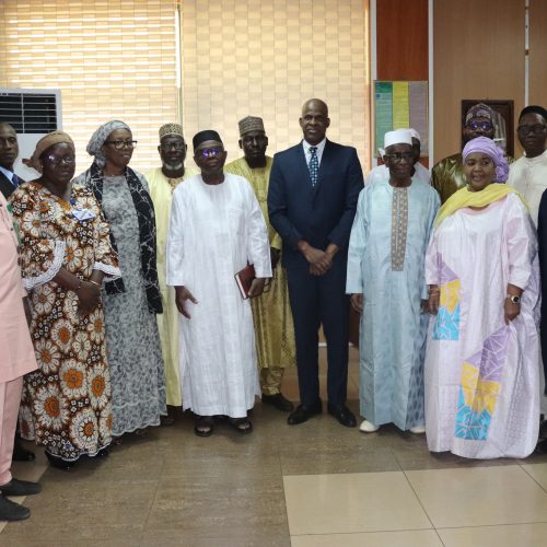 Visite de contact du Ministre de la Refondation de l’Etat aux Institutions de la République : Dr Yaya GOLOGO s’engage pour un renforcement de la coopération avec la Cour Constitutionnelle