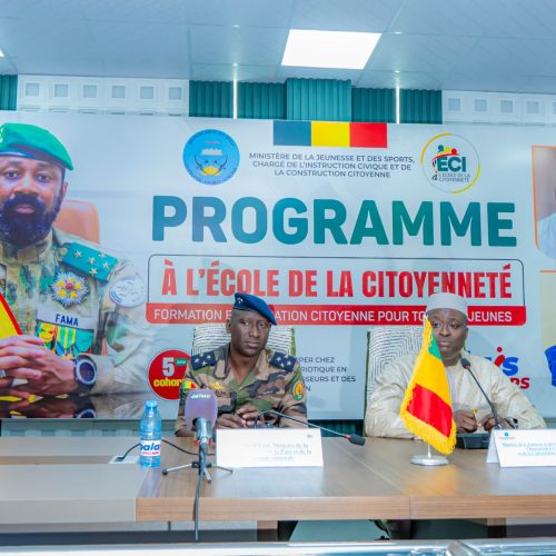 5ème Cohorte du Programme « A l’École de la Citoyenneté » : le Général Ismaël WAGUE présente les actions en faveur de la Promotion de la Paix et de la réconciliation
