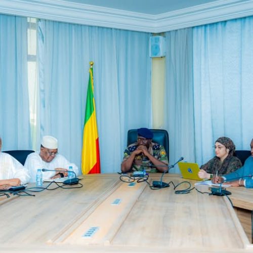 Prévention des conflits et consolidation du vivre-ensemble : le Ministre Ismaël WAGUÉ rencontre Tabital Pulaaku, Guina Dogon et Dan N’a Ambassagou