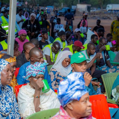 Opération « SOUNKALO SOLIDARITE 2026 » : Le Ministre Ismaël WAGUE rompt le jeûne avec les populations de l’arrondissement III de Bamako