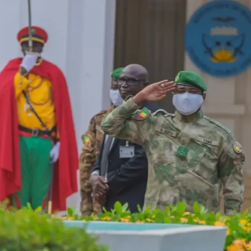 Montée des couleurs à Koulouba : Le Président Assimi GOÏTA fidèle au rendez-vous patriotique