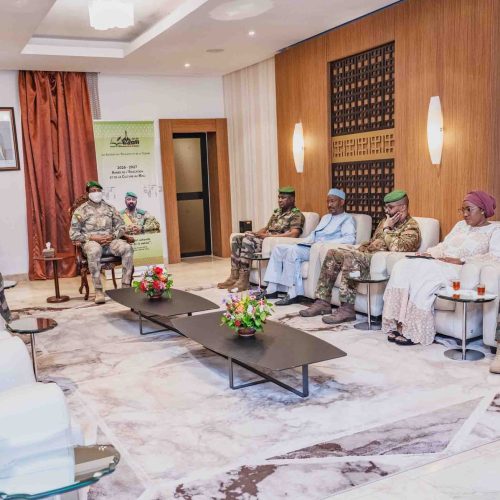 Renforcement de sécurité dans l’espace de la Confédération des États du Sahel : Le nouveau commandant de la Force unifiée reçoit les orientations du Président Assimi GOITA