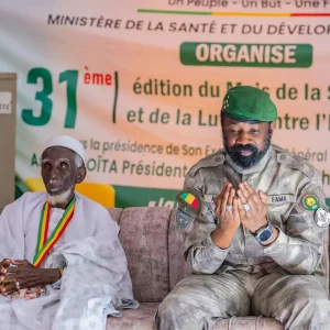 Mois de la solidarité et de la lutte contre l&rsquo;exclusion : Le Doyen de Bamako reçoit la visite du Président Assimi GOÏTA