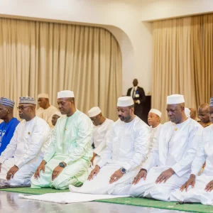 Célébration de l’Aïd el-fitr : Le Président Assimi GOÏTA appelle à la Cohésion Nationale, à l’Unité et au vivre-ensemble